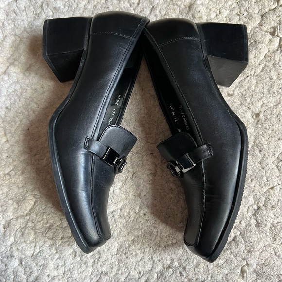 Bruno Valenti Maine Square Toed Block Heeled Loafers - Picture 3 of 11